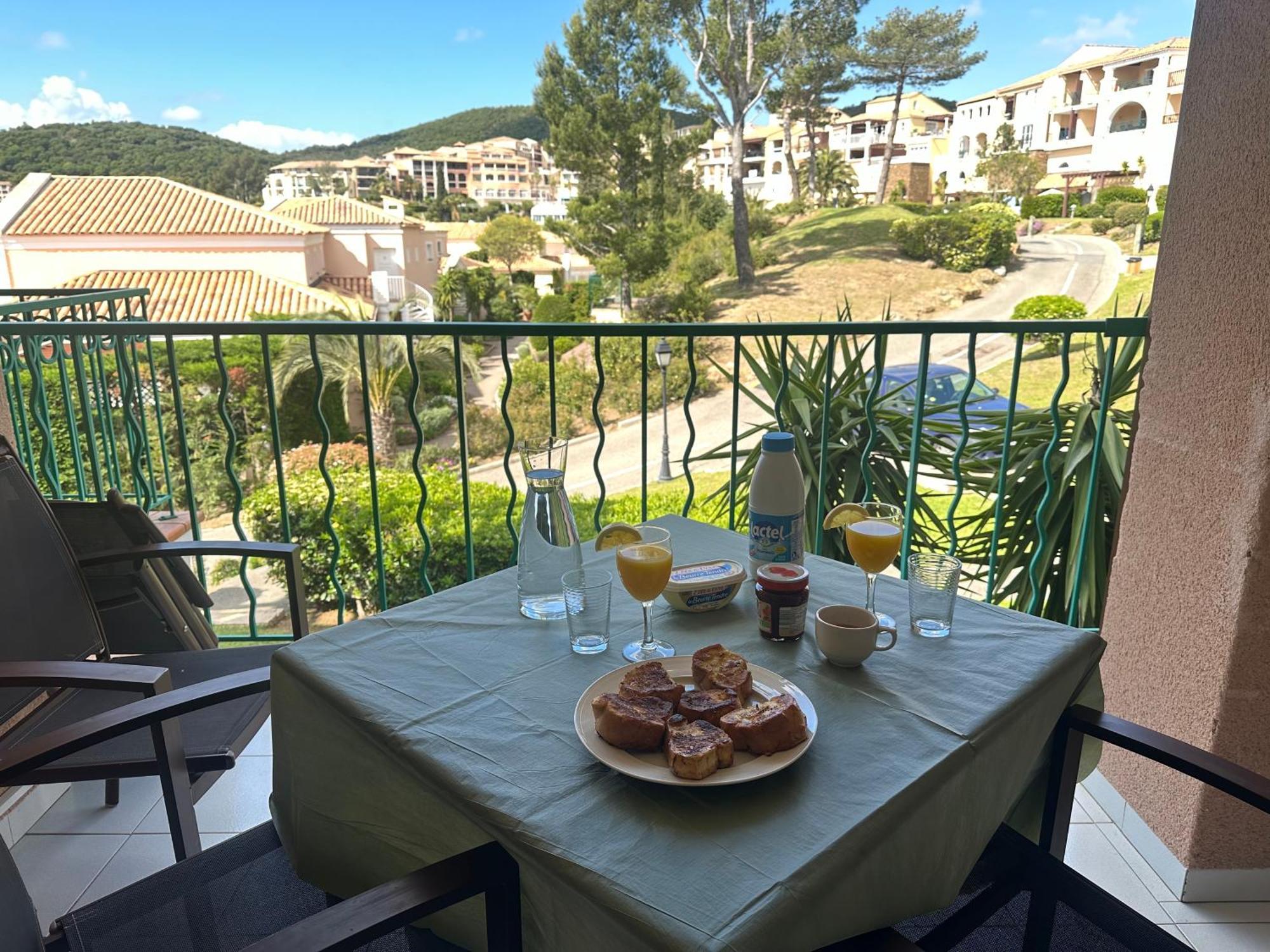 Cap Esterel Village Pierre & Vacance , Agay 4Prs Climatise-Wifi-Parking Inclus Saint-Raphael  Bagian luar foto